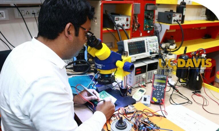 Curso de ciencia de materiales para ingeniería sobre propiedades mecánicas, difusión, deformación, fractura y semiconductores